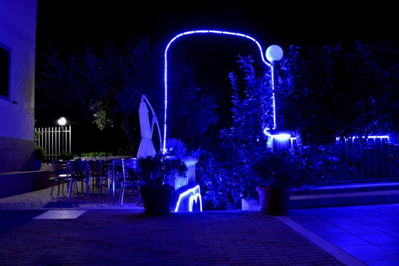 B&B Il Giardino Stellato Вьесте Экстерьер фото